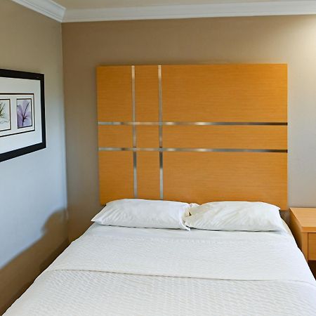 Days Inn By Wyndham San Francisco S/Oyster Point Airport South San Francisco Eksteriør bilde