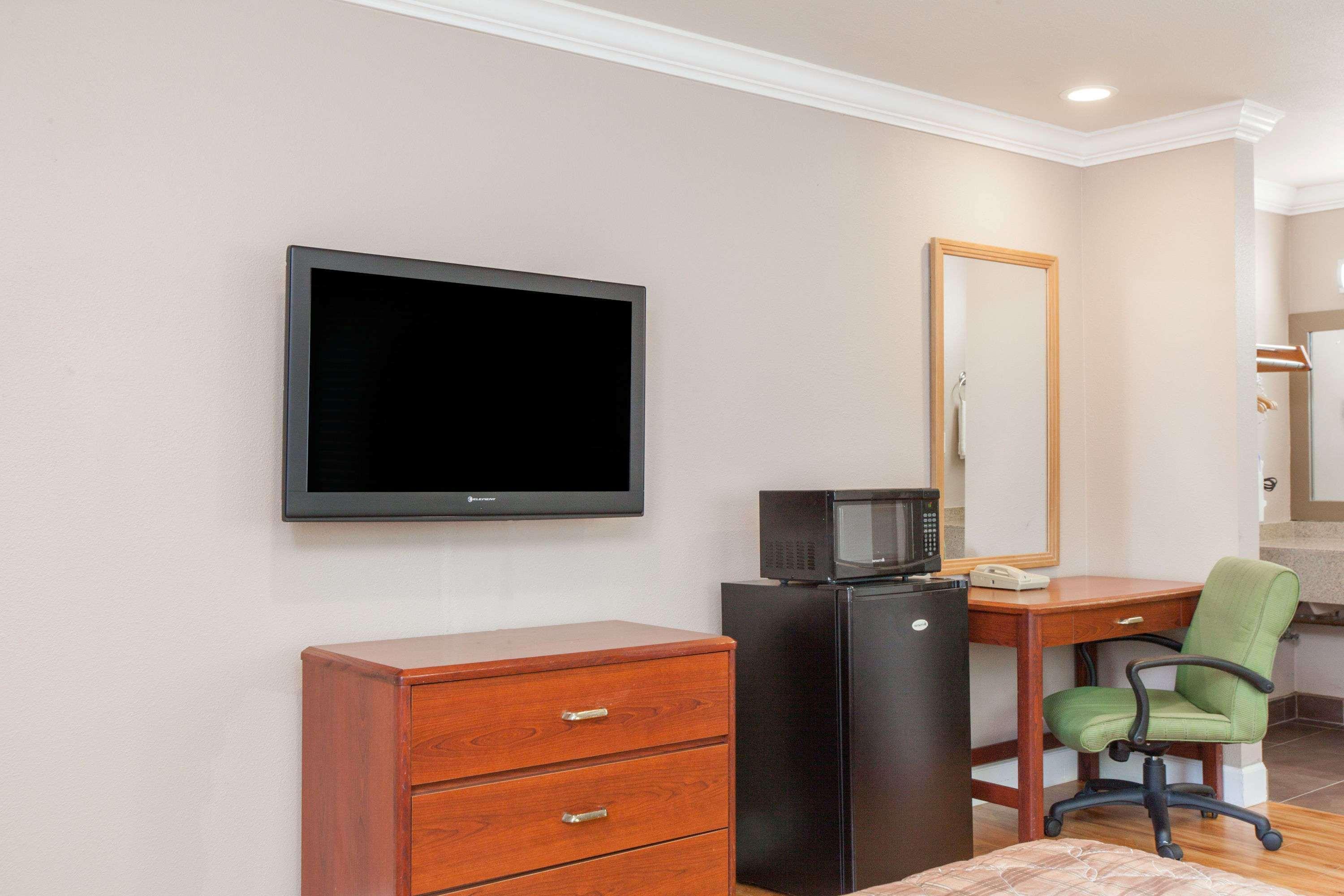 Days Inn By Wyndham San Francisco S/Oyster Point Airport South San Francisco Eksteriør bilde